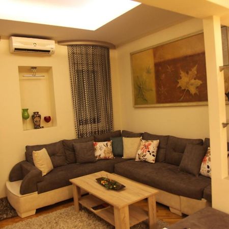 Apartment No 5 Pristina Buitenkant foto