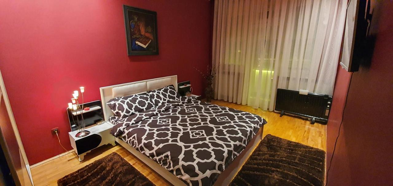 Apartment No 5 Pristina Buitenkant foto